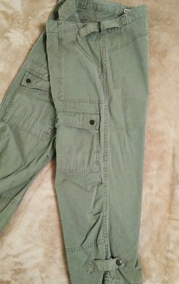 NO BOUNDARIES CAPRIS ARMY GREEN - Picture 4 of 5
